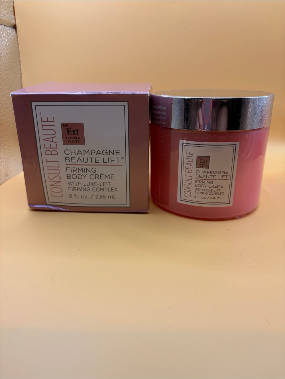 Champagne Beaute Lift Firming Body Crème - Pink & Silver